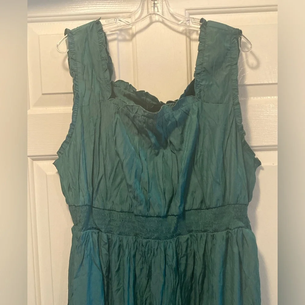 Emerald Green Ruffle Maxidress - Picture 1 of 6